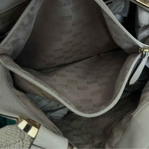 Michael Kors East West Fulton pebbled leather tote - Picture 5 of 13